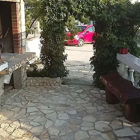 Apartman Carmen *